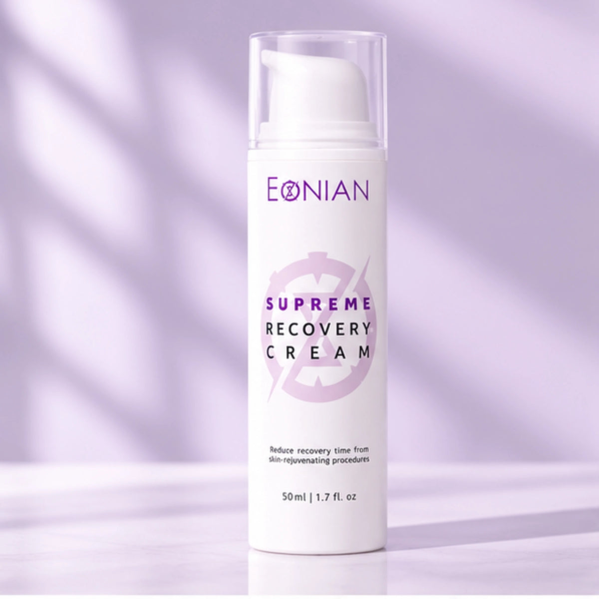 Supreme Recovery is a soothing moisturizer for sensitive, redness-prone and compromised skin, formulated to deeply hydrate while supporting the skin barrier and a balanced skin microbiome.